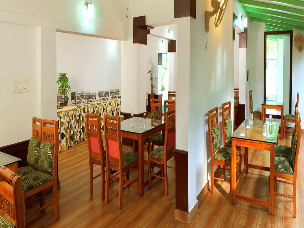 Thekkady Spice Valley Holiday Hotel Extérieur photo